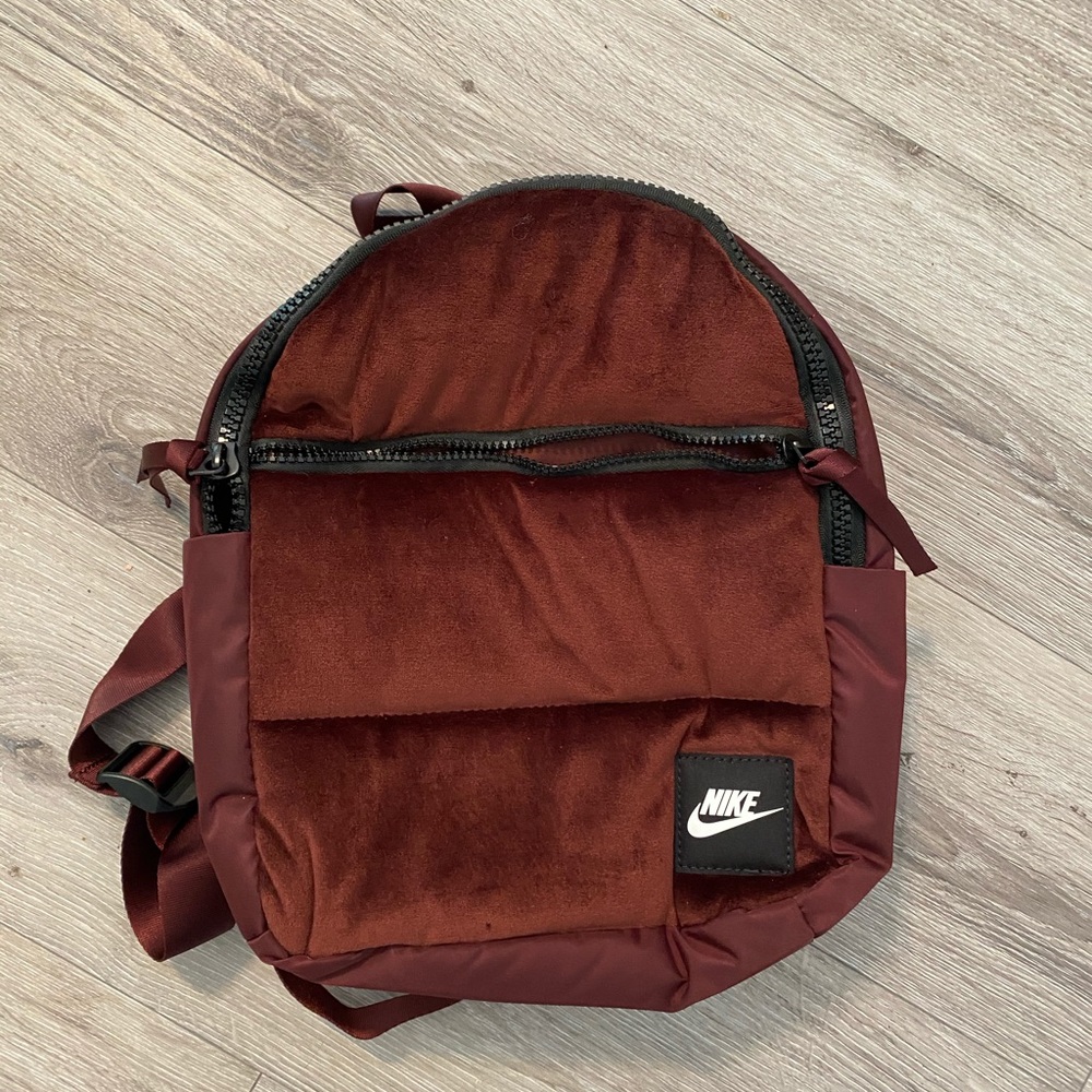 Nike Mini Backpack - image 3